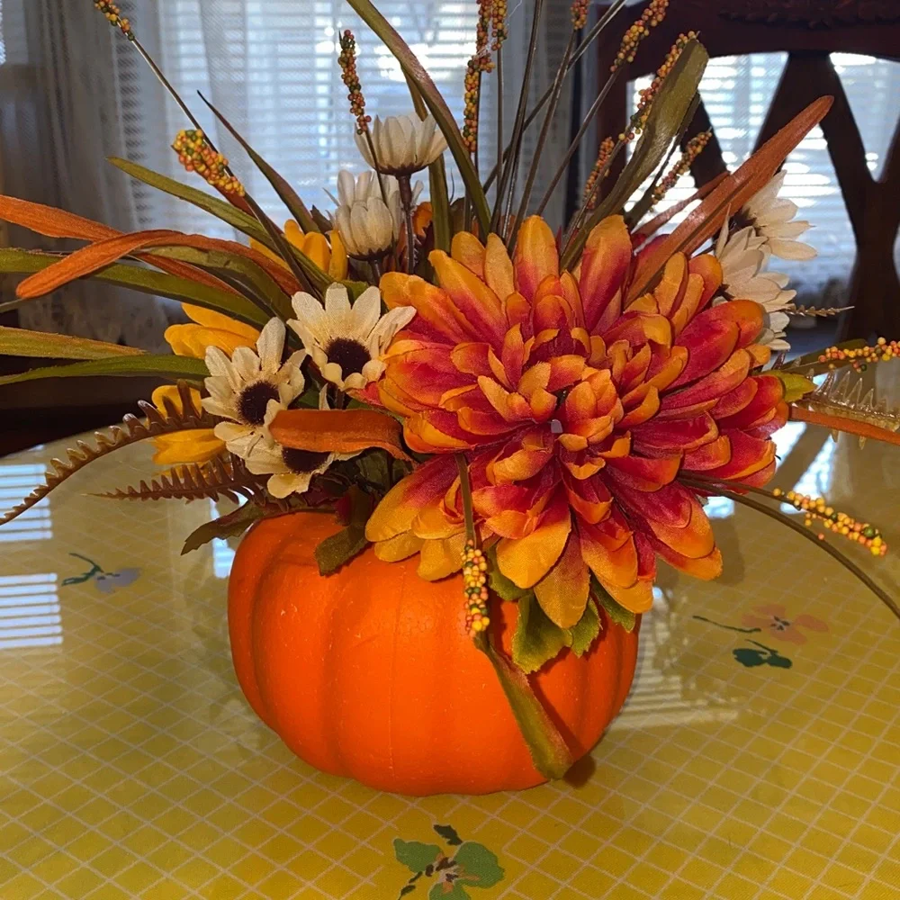 Fall Thanksgiving Pumpkin Flower Arrangement * Free Gift With Purchase *